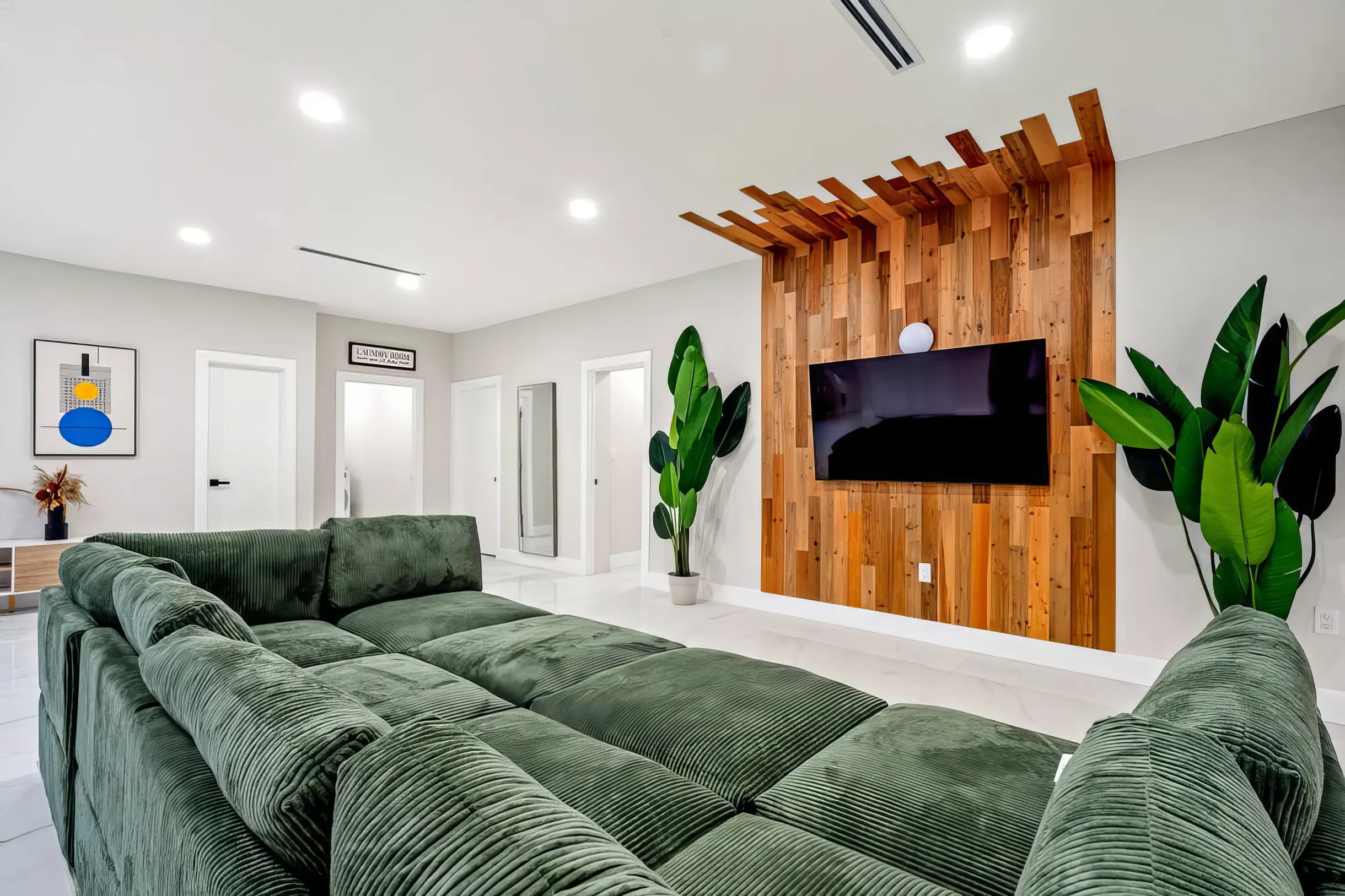 Wander Biscayne Palms #23