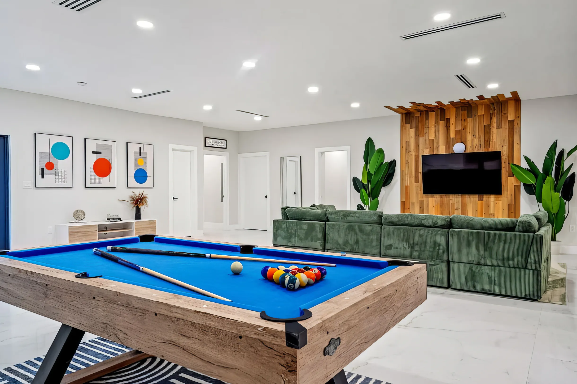 Wander Biscayne Palms #6