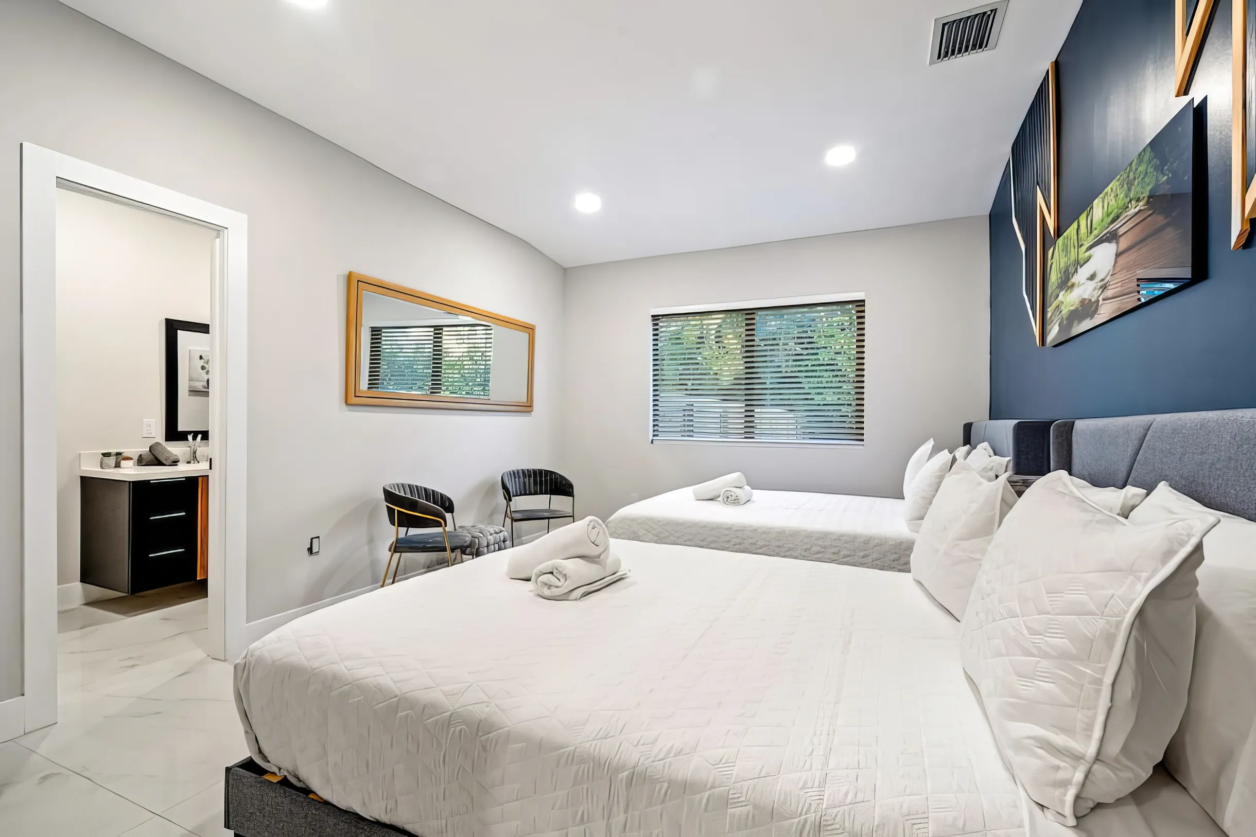 Wander Biscayne Palms #26