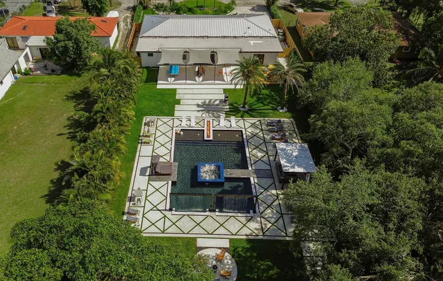 Wander Biscayne Treehouse #5