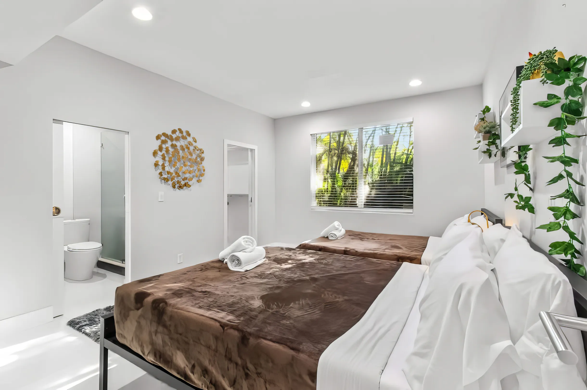 Wander Hollywood Beach Modern #23