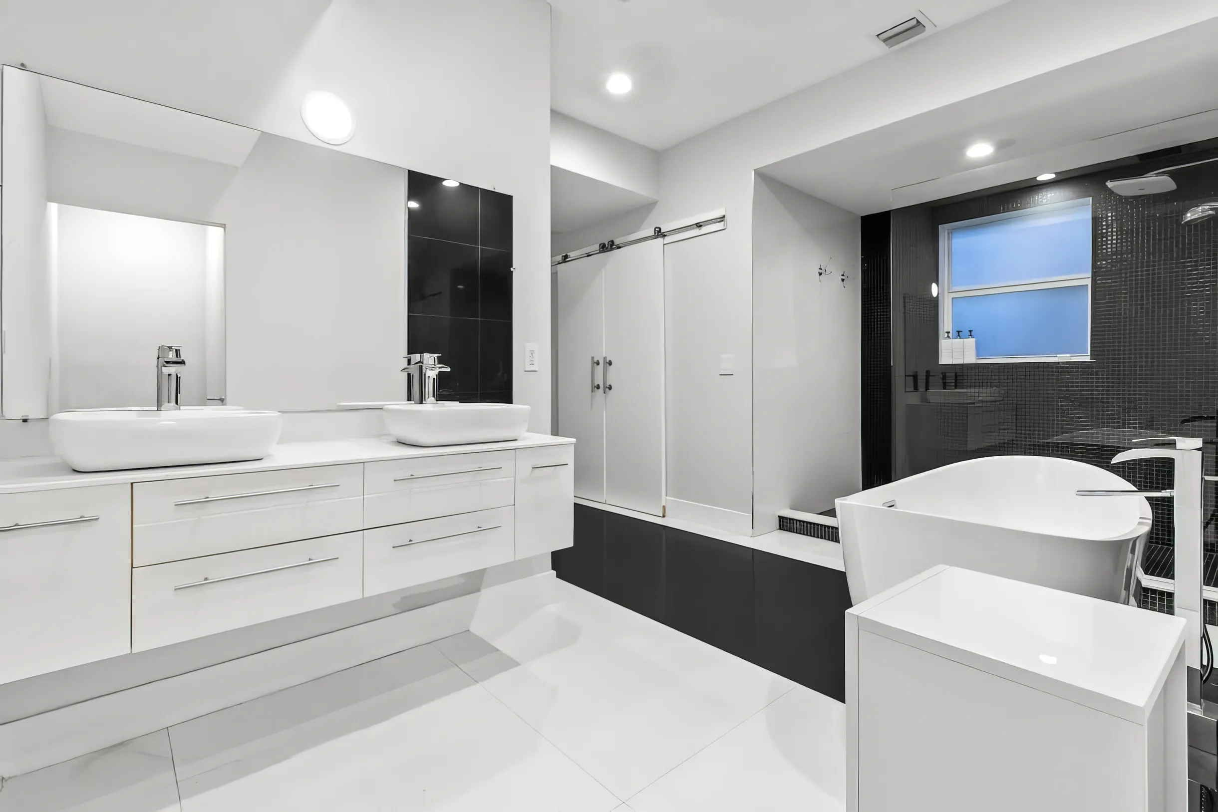 Wander Hollywood Beach Modern #17