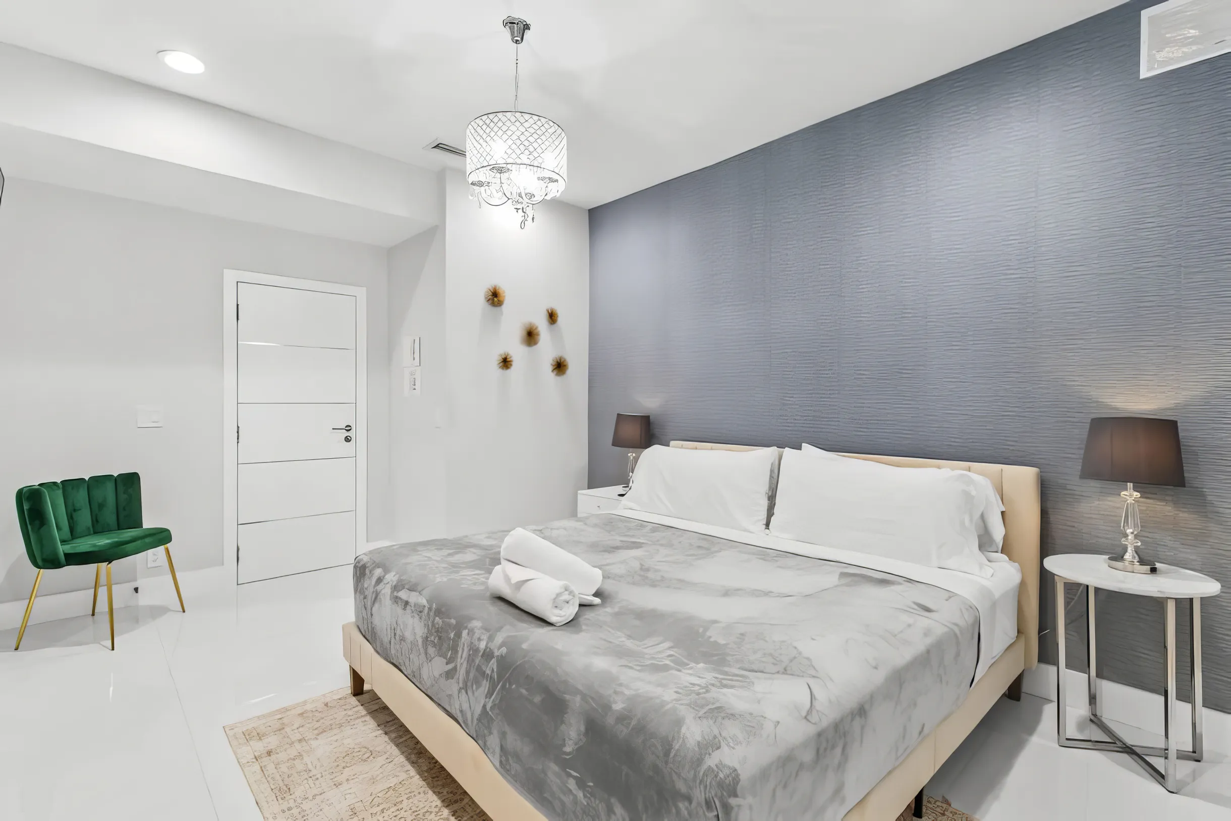 Wander Hollywood Beach Modern #32