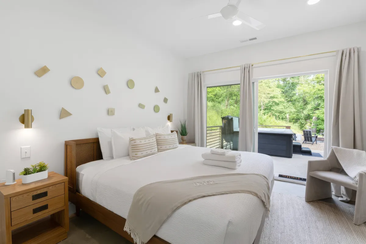 Bedroom 3 image