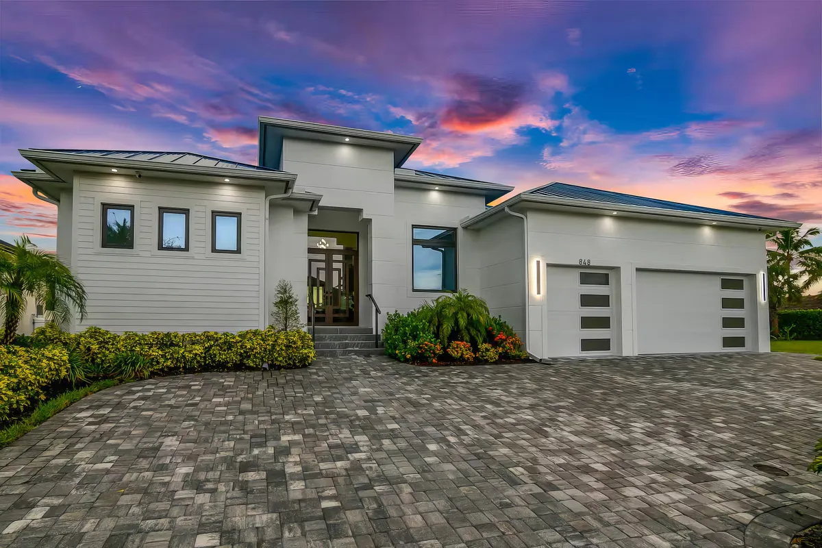 Marco Premium Escape/Waterfront