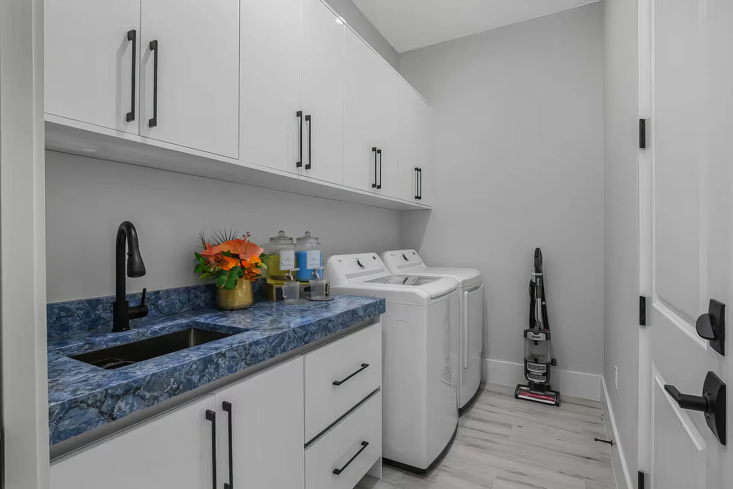 Marco Premium Escape/Waterfront #9