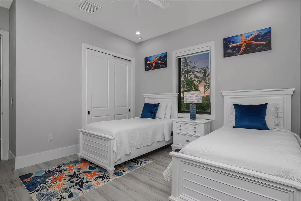 Bedroom 3 image
