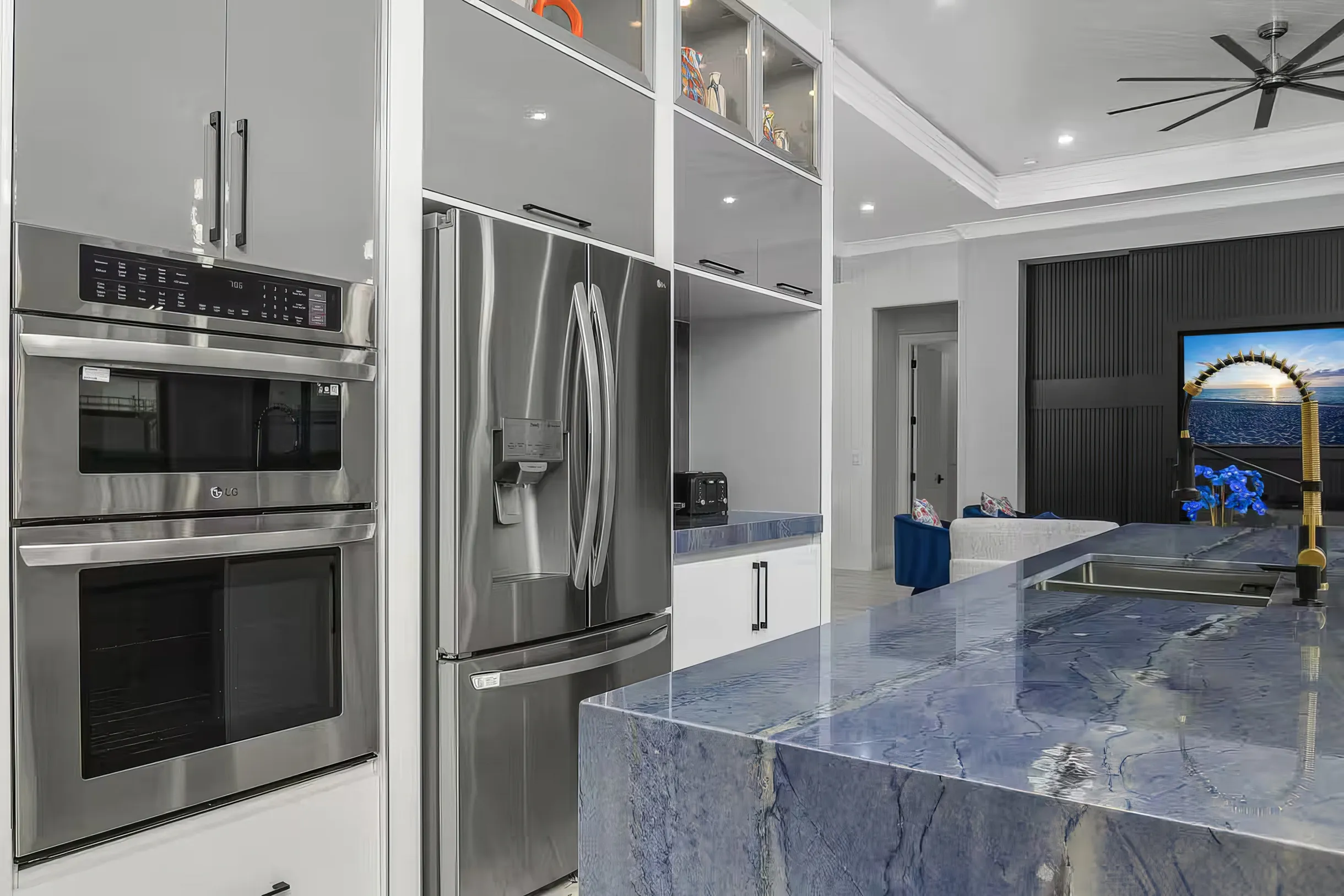 Marco Premium Escape/Waterfront #24