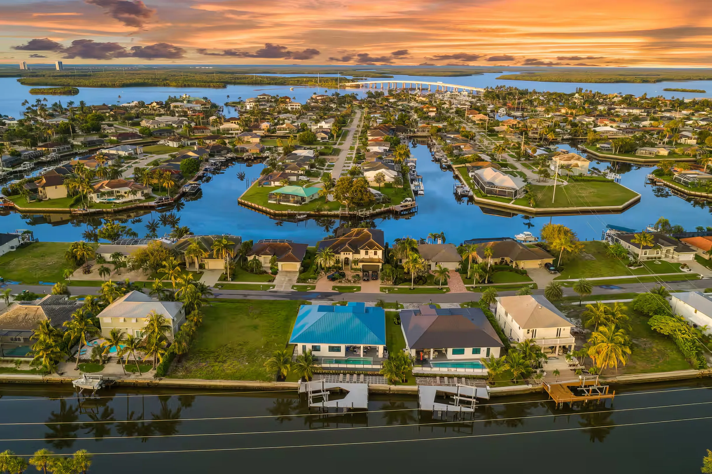 Marco Premium Escape/Waterfront #48