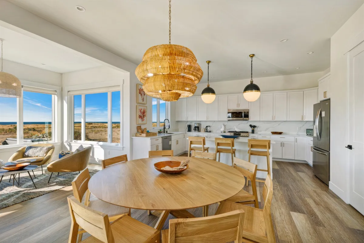 Wander Westport Beachfront