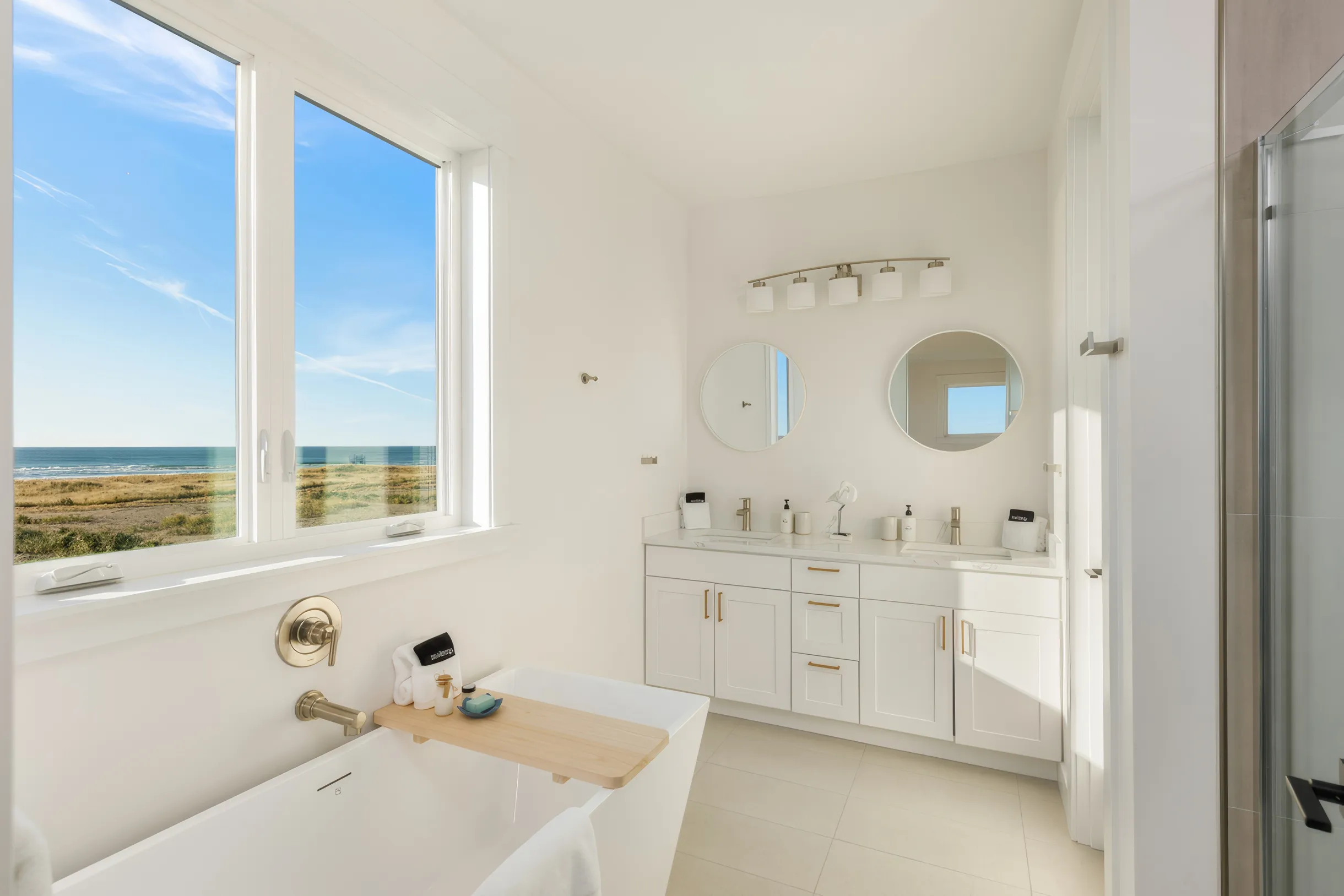 Wander Westport Beachfront #10