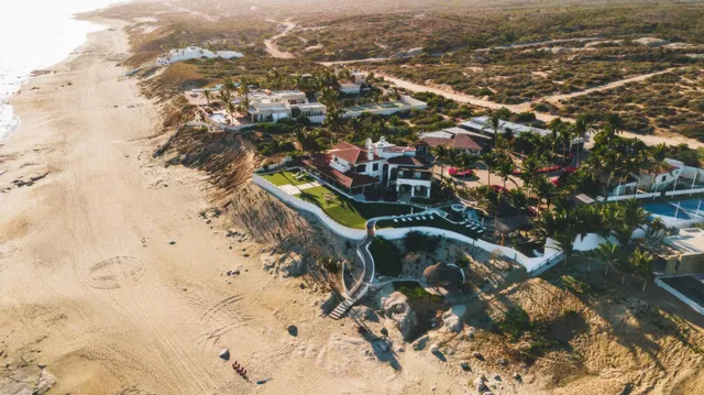 Wander Cabo Beachfront