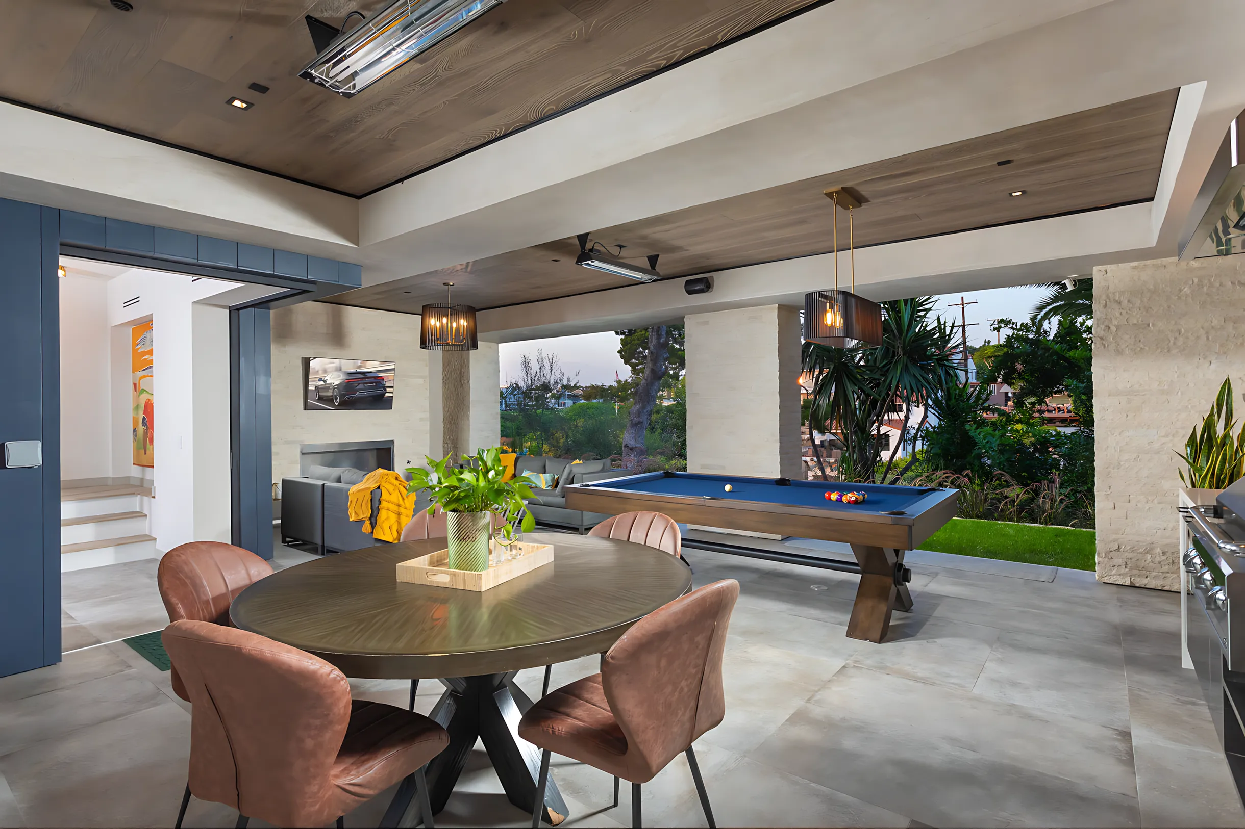 Wander Newport Beach Modern #2