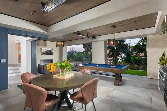 Wander Newport Beach Modern #2
