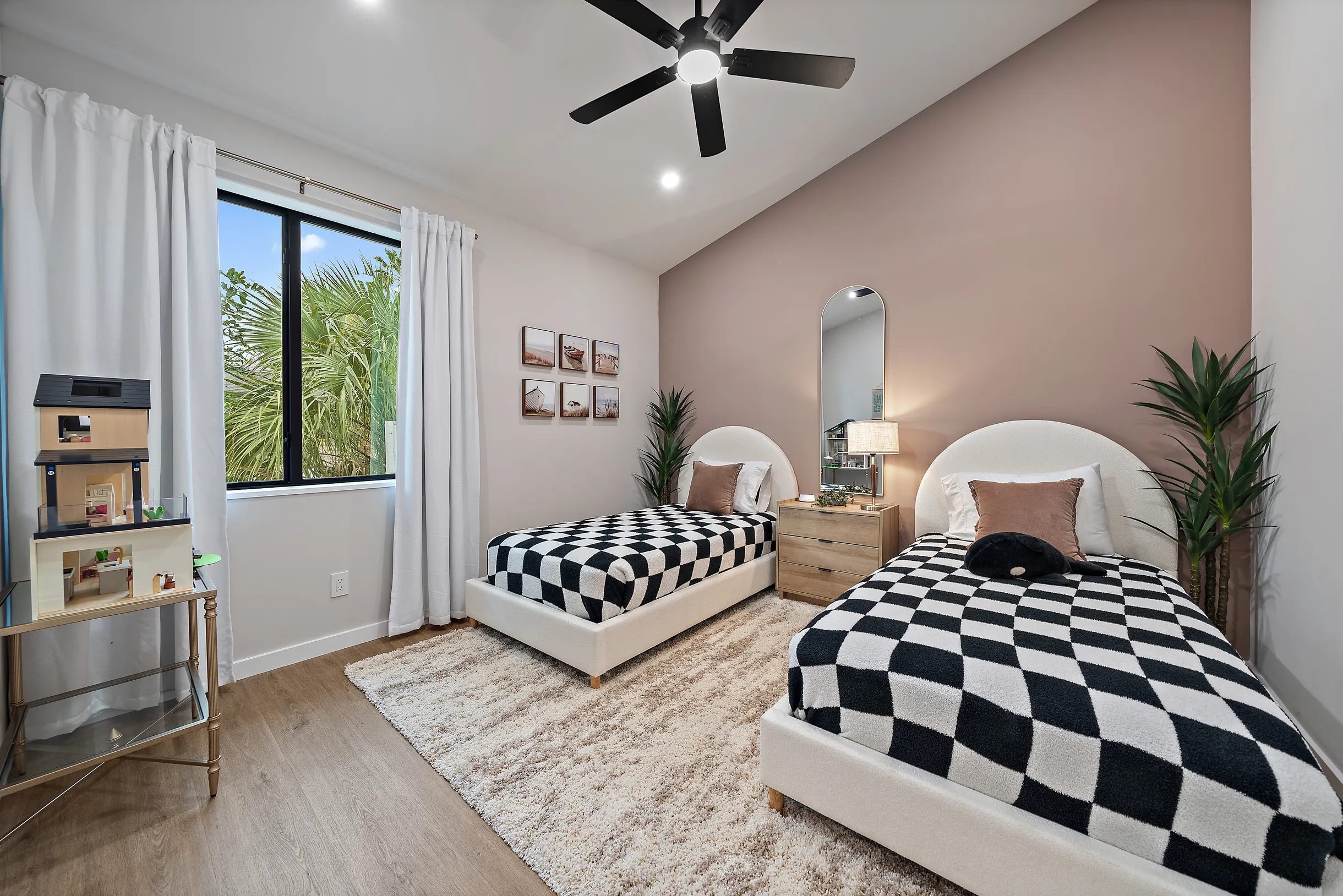 Wander Sarasota Retreat #9