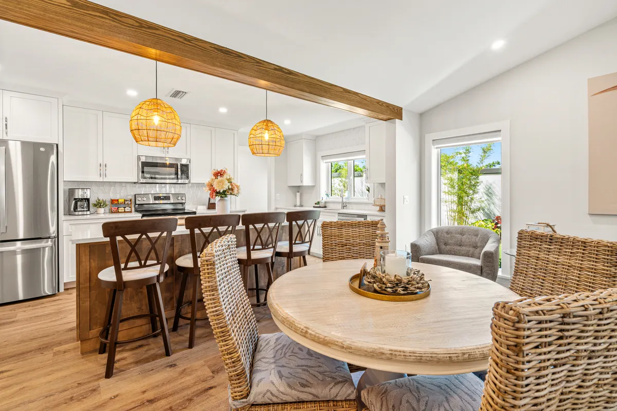 Wander Sarasota Paradise