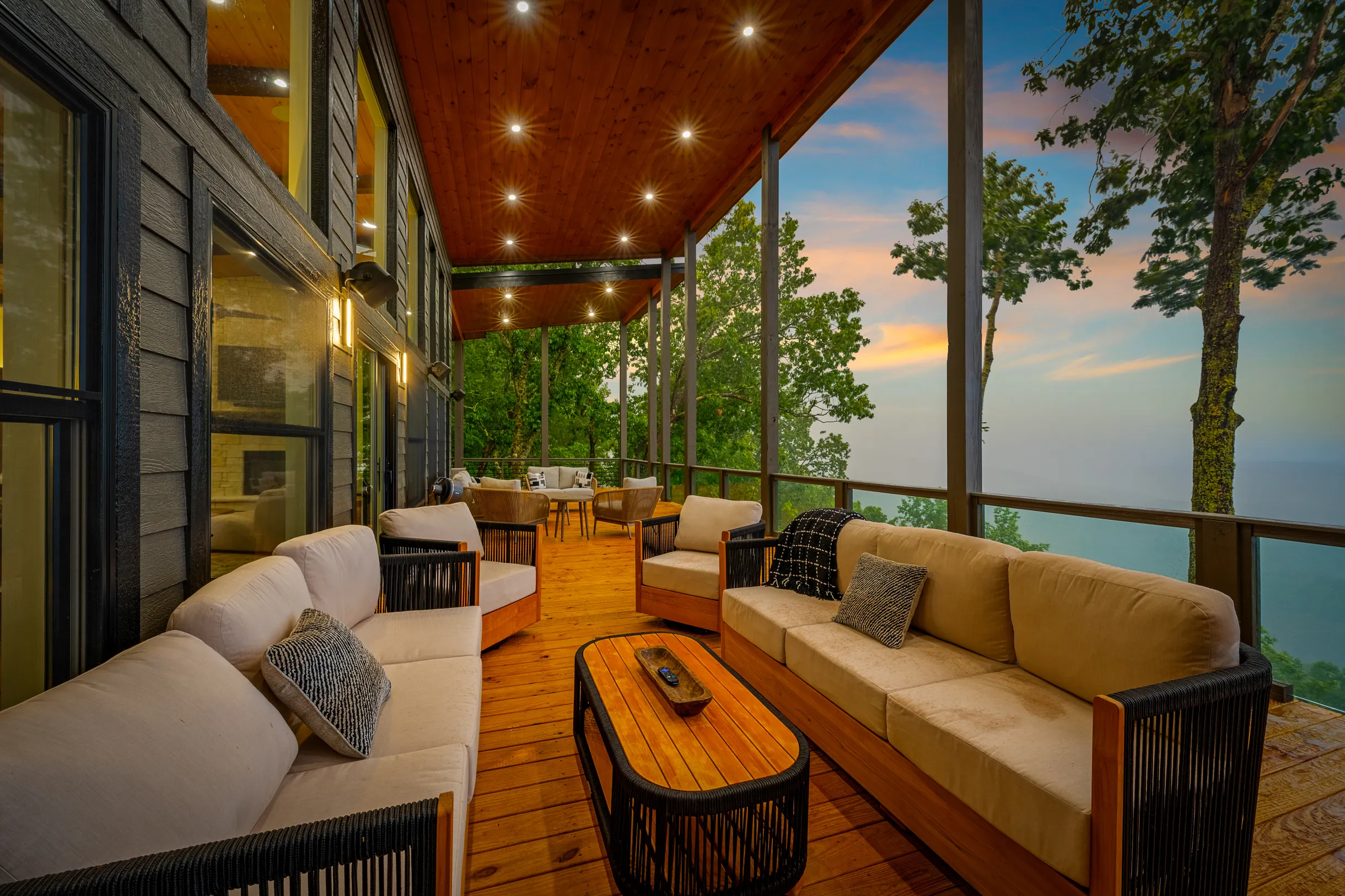 Blue Ridge Luxe, 180 Mtn Views, Sunsets, Sauna, Spa #93