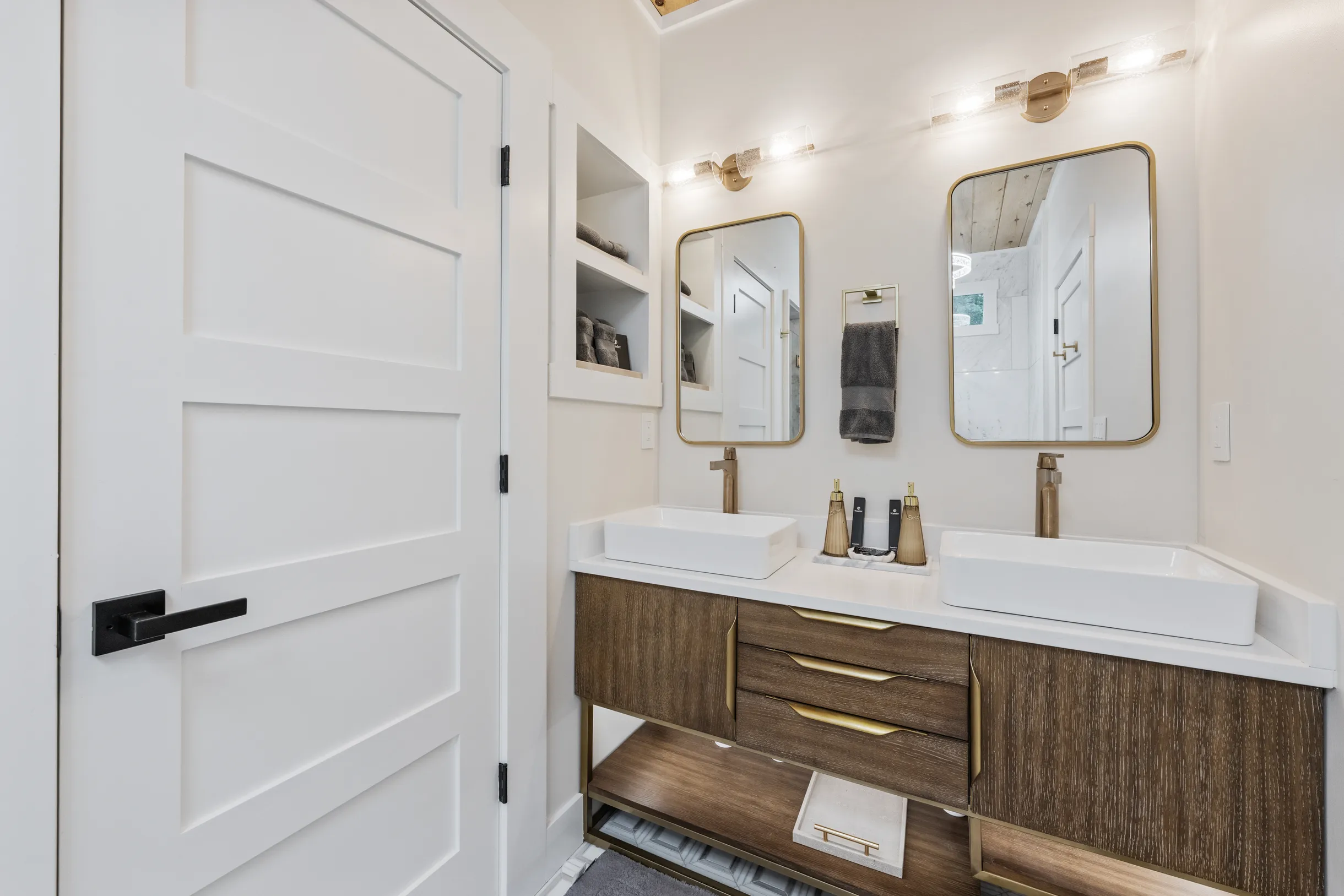 Blue Ridge Luxe, 180 Mtn Views, Sunsets, Sauna, Spa #47