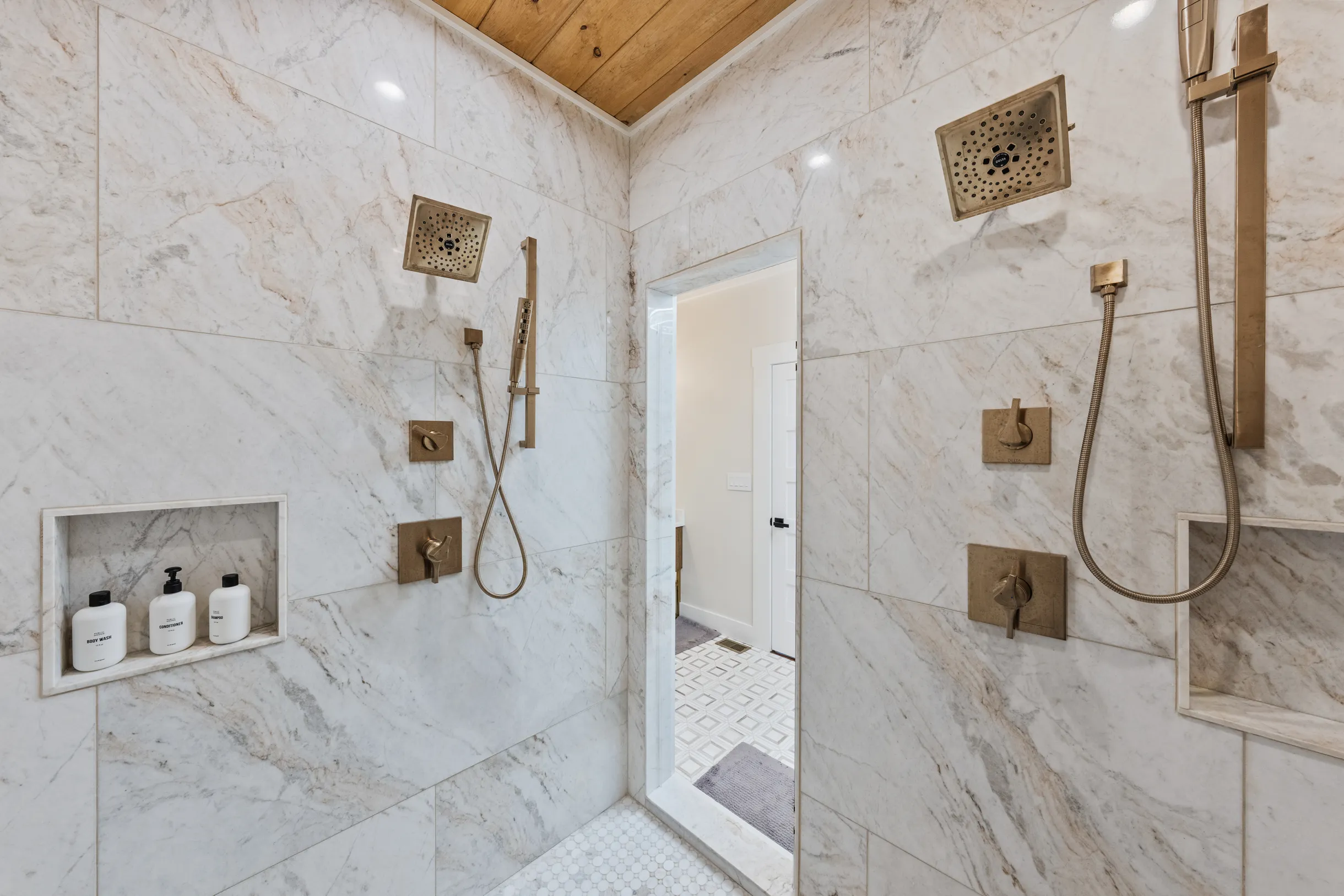 Blue Ridge Luxe, 180 Mtn Views, Sunsets, Sauna, Spa #96