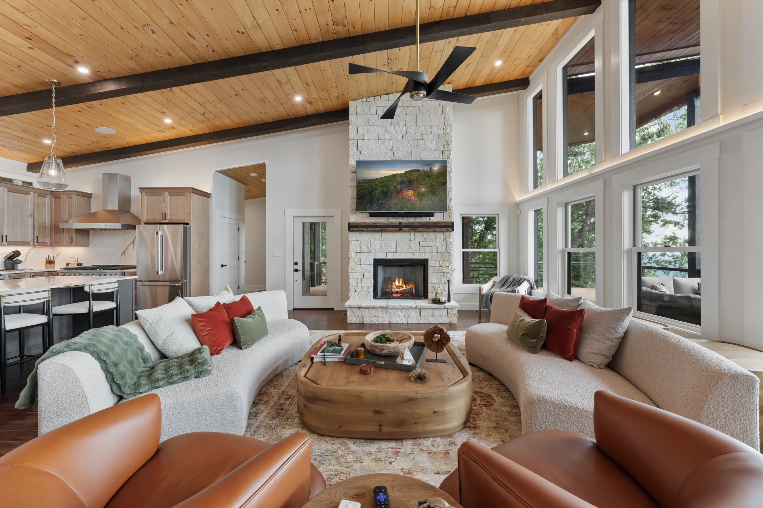 Blue Ridge Luxe, 180 Mtn Views, Sunsets, Sauna, Spa #97