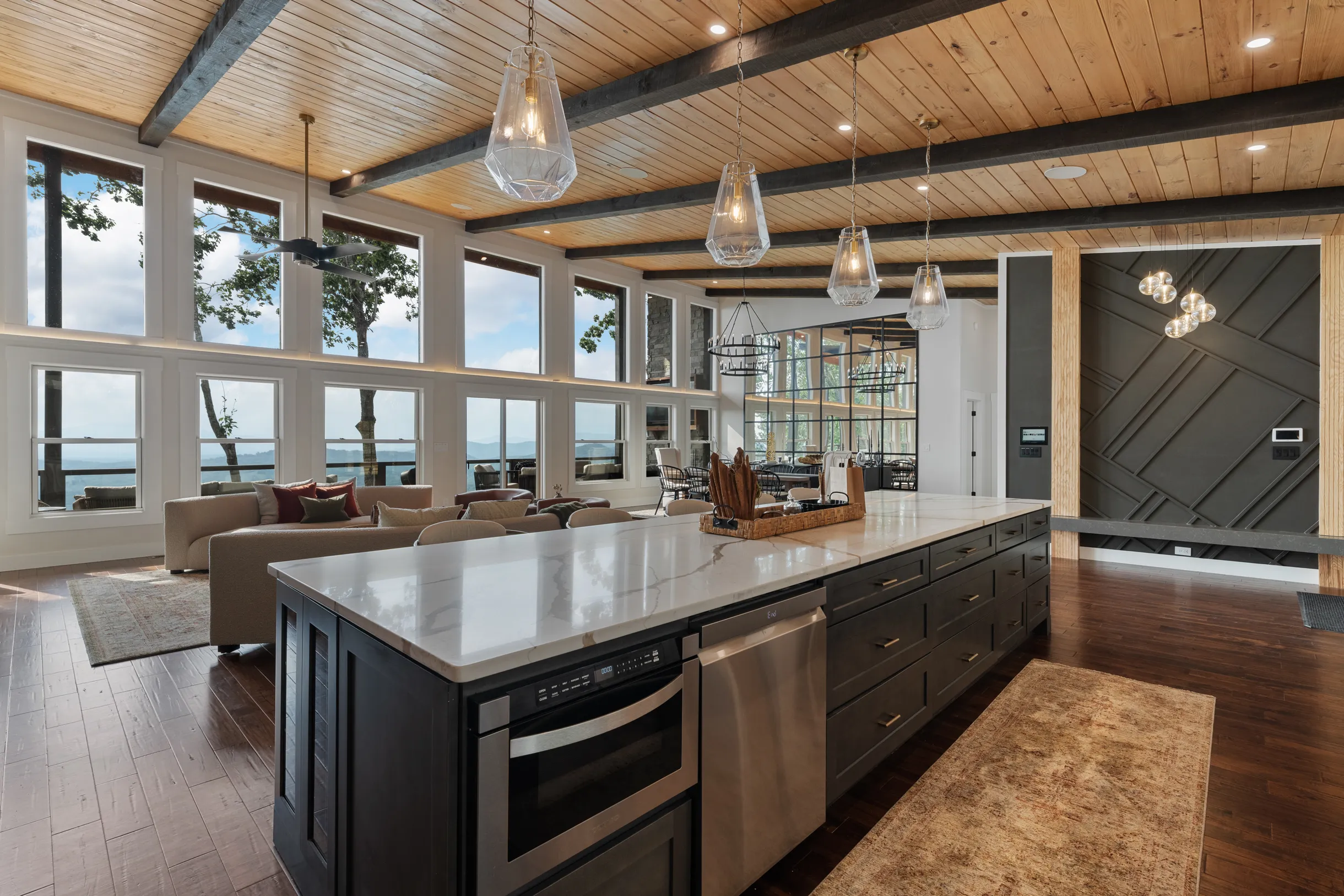 Blue Ridge Luxe, 180 Mtn Views, Sunsets, Sauna, Spa #120