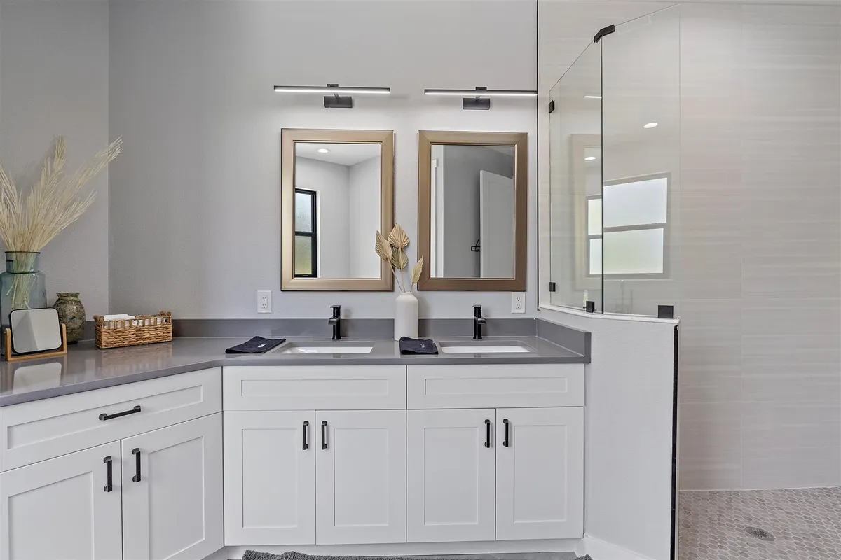 Wander Bradenton Waterfront #9