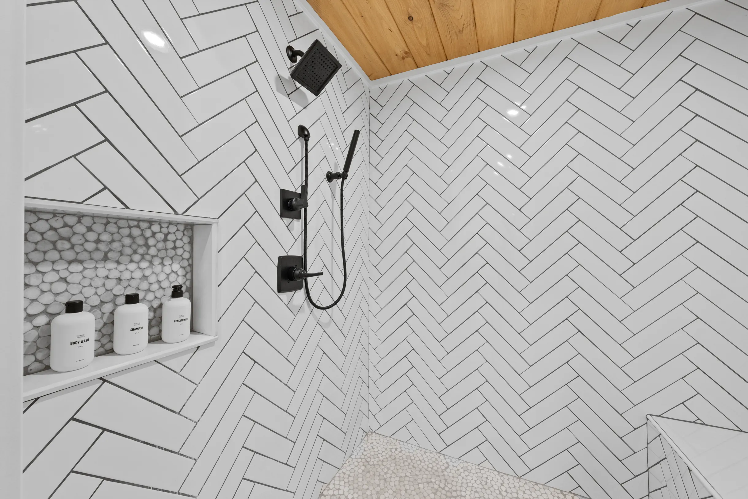 Blue Ridge Luxe, 180 Mtn Views, Sunsets, Sauna, Spa #87