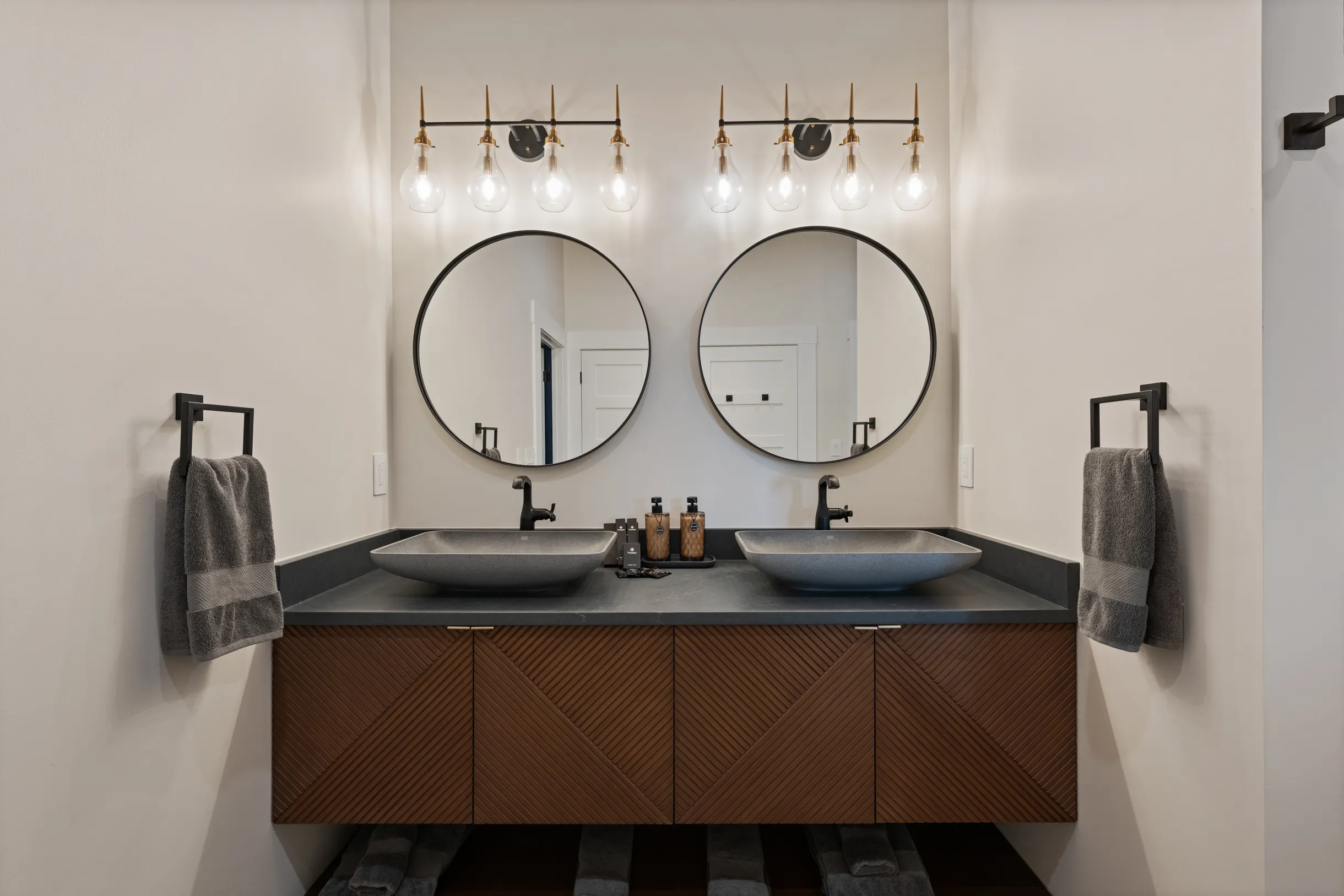 Blue Ridge Luxe, 180 Mtn Views, Sunsets, Sauna, Spa #14