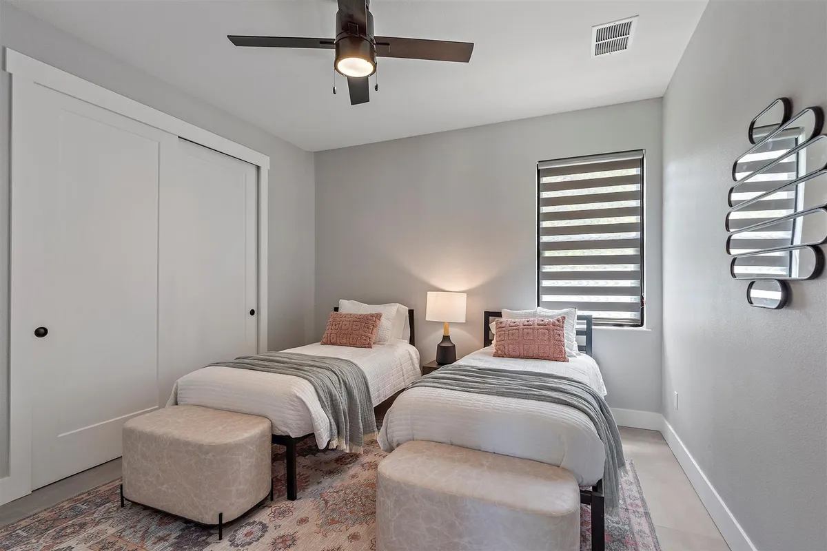 Bedroom 3 image