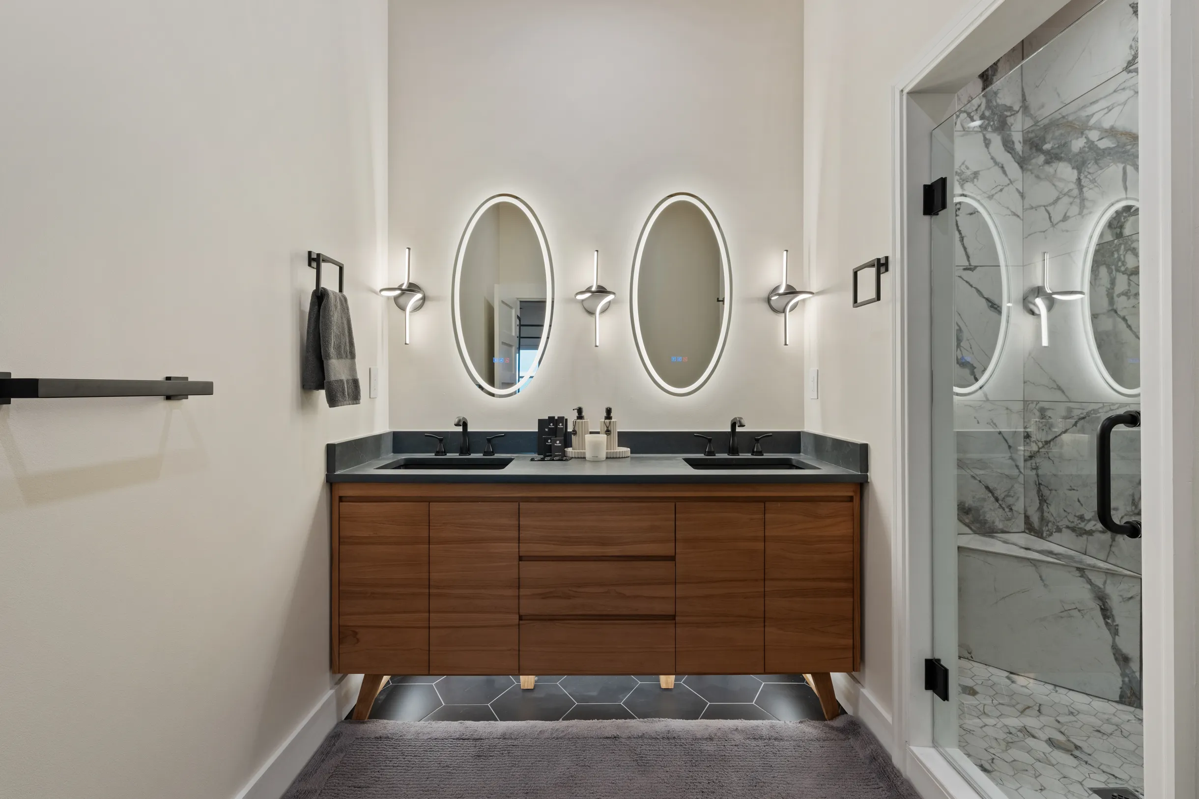 Blue Ridge Luxe, 180 Mtn Views, Sunsets, Sauna, Spa #17