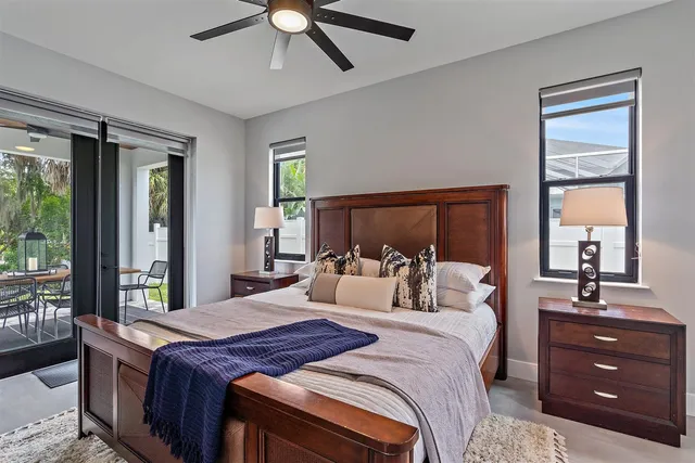 Bedroom 1 image 1