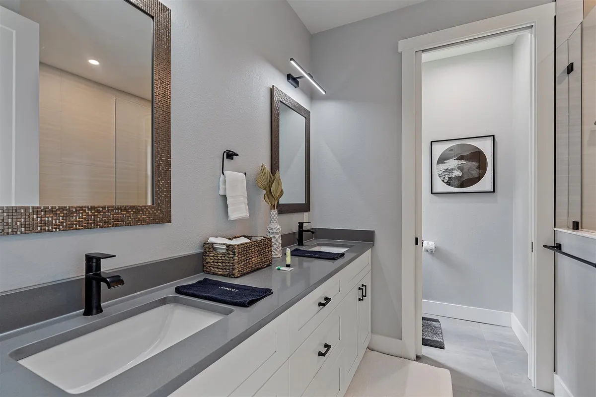 Wander Bradenton Waterfront #20