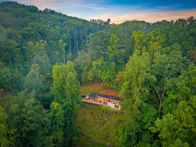 Wander Georgia Bluff