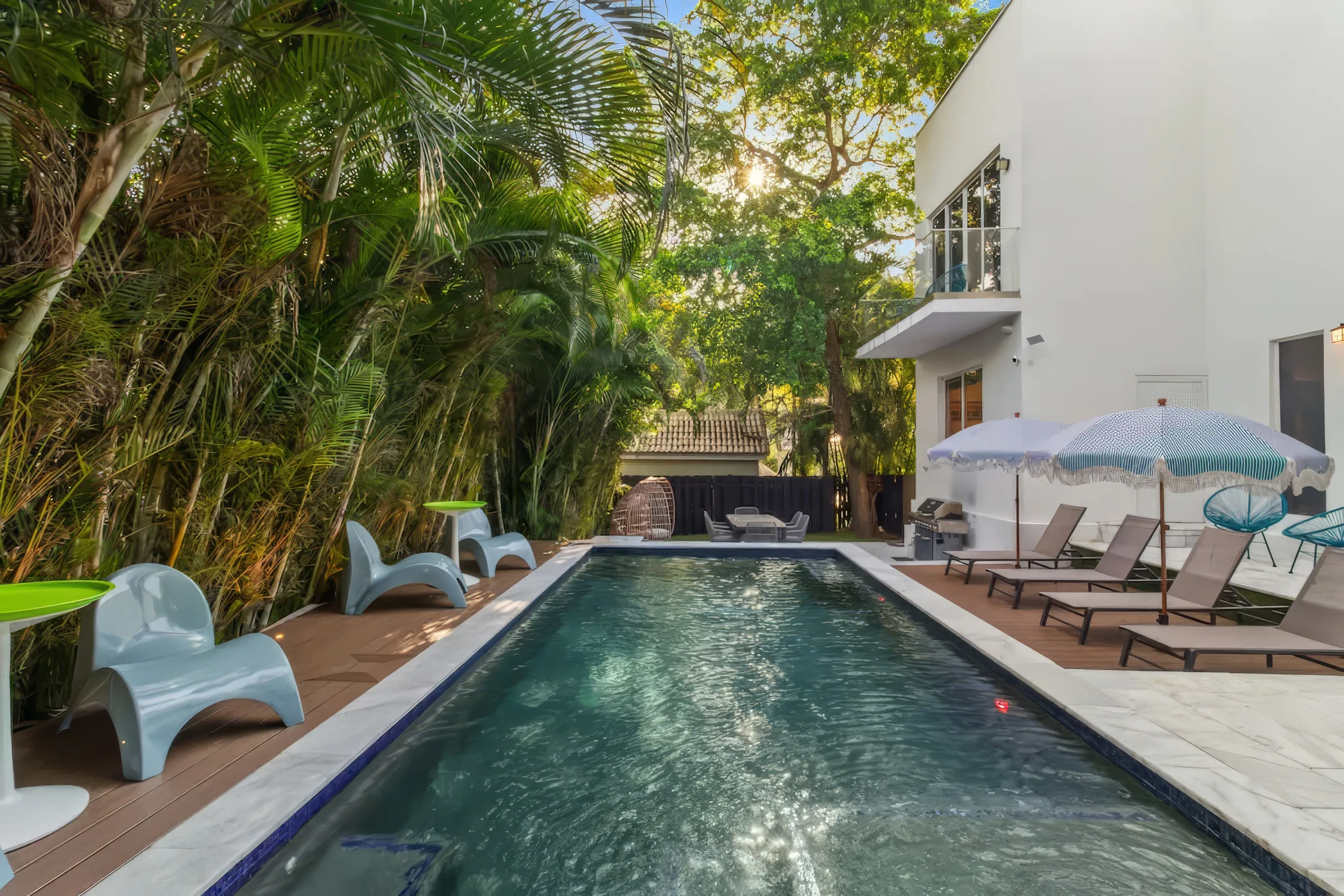 Wander Hollywood Beach Modern #61