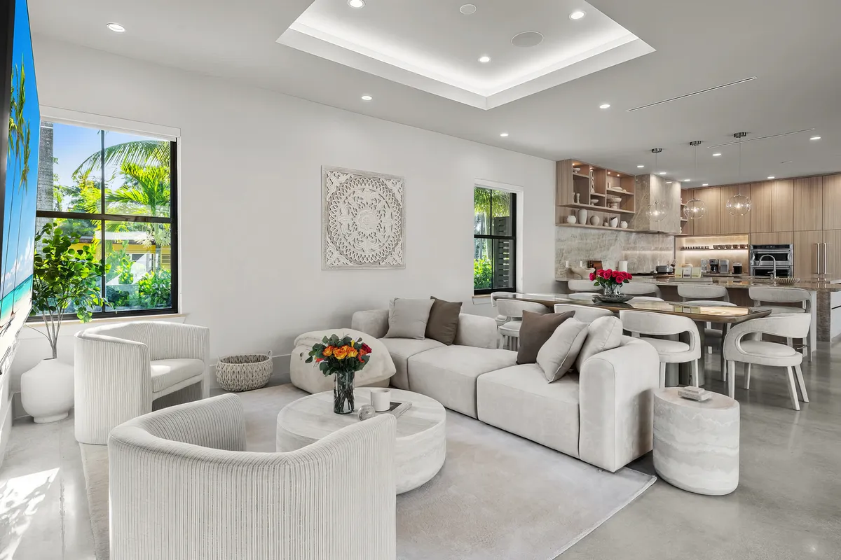 Wander North Miami Villa