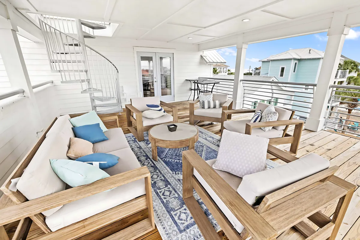 Wander Destin Escape