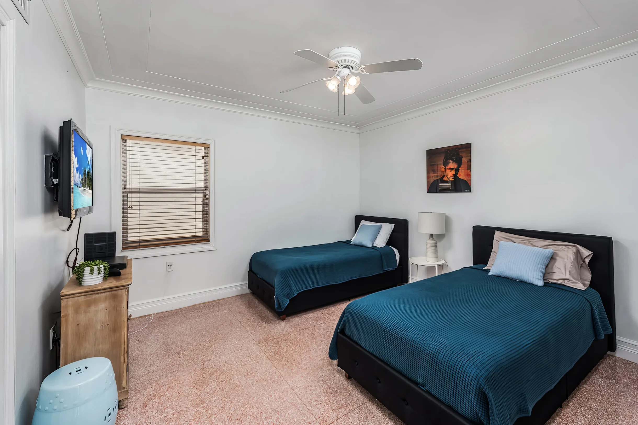 Massive Villa, Movie theater, Pool, & Jacuzzi ! #18