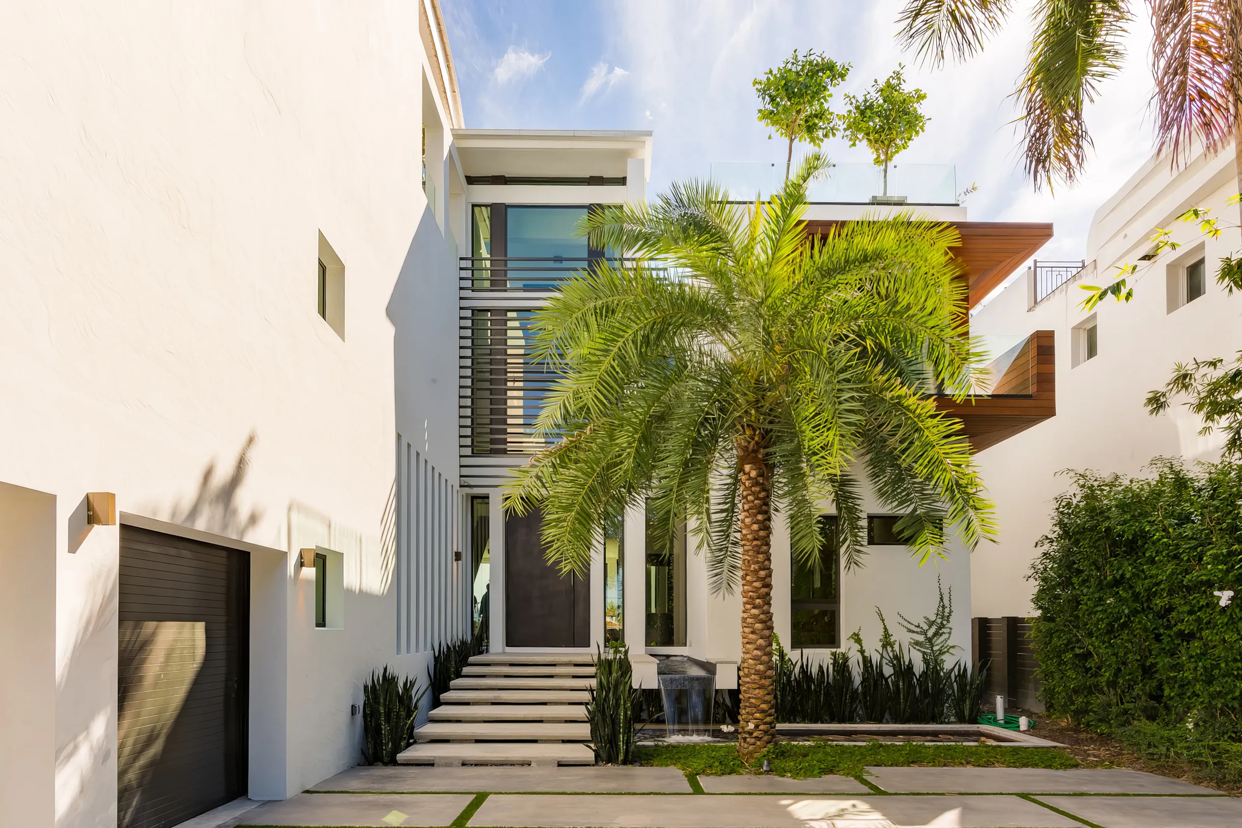 Waterfront Villa - Rooftop Pool & Spa - Theater #34