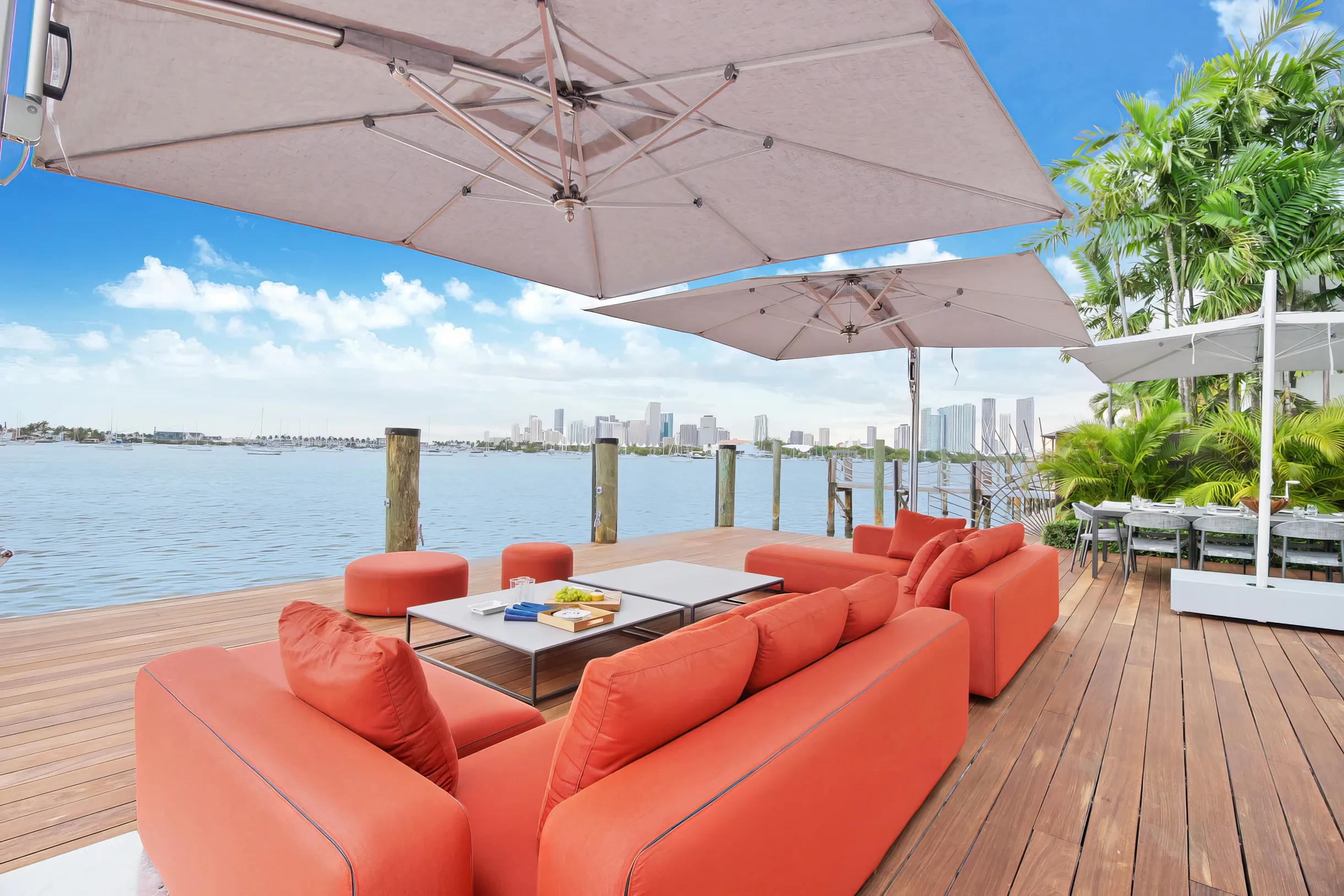 Waterfront Villa - Rooftop Pool & Spa - Theater #22