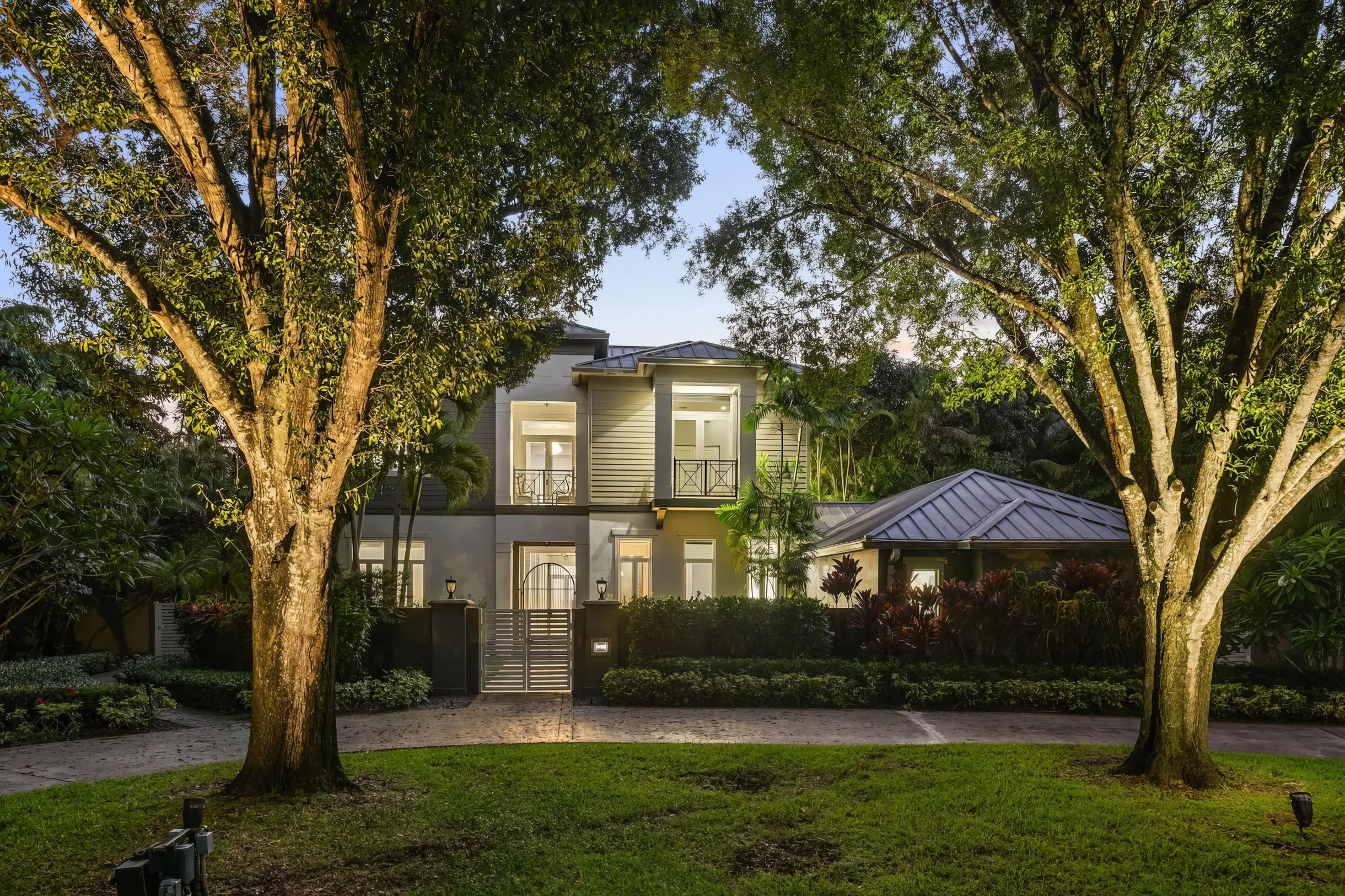 Wander Miami Pinewood #5