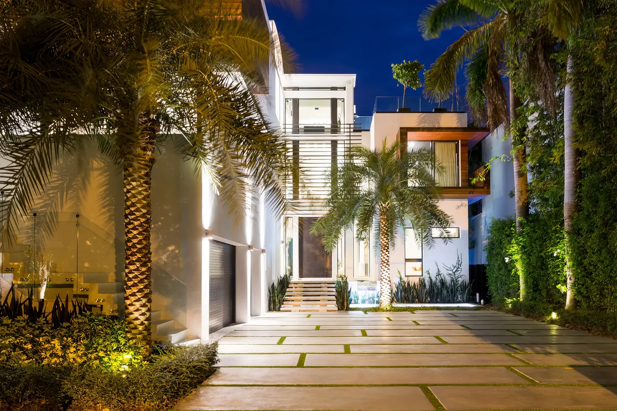 Waterfront Villa - Rooftop Pool & Spa - Theater