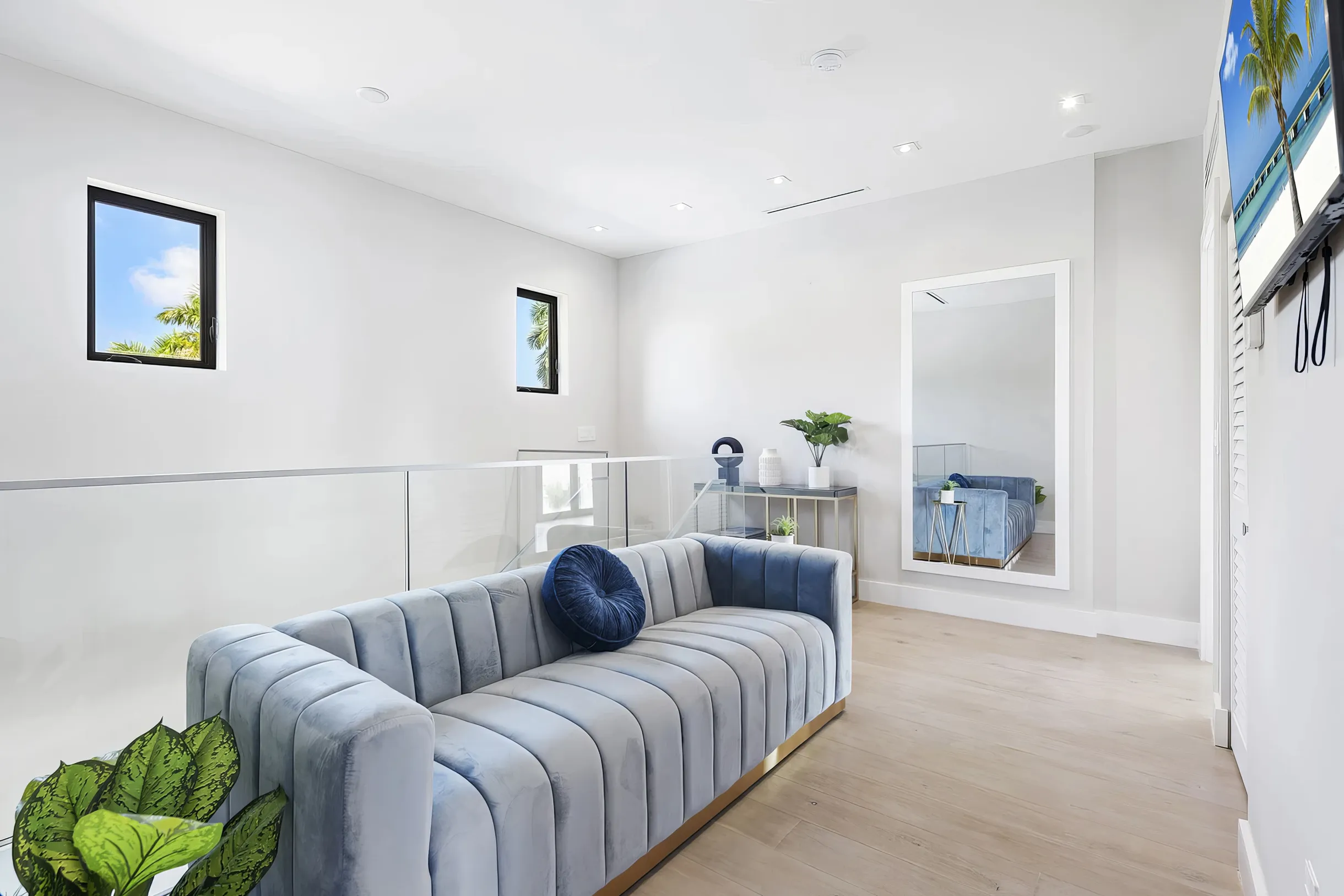 Waterfront Villa / Heated Pool, Gameroom, Sleeps12 #8