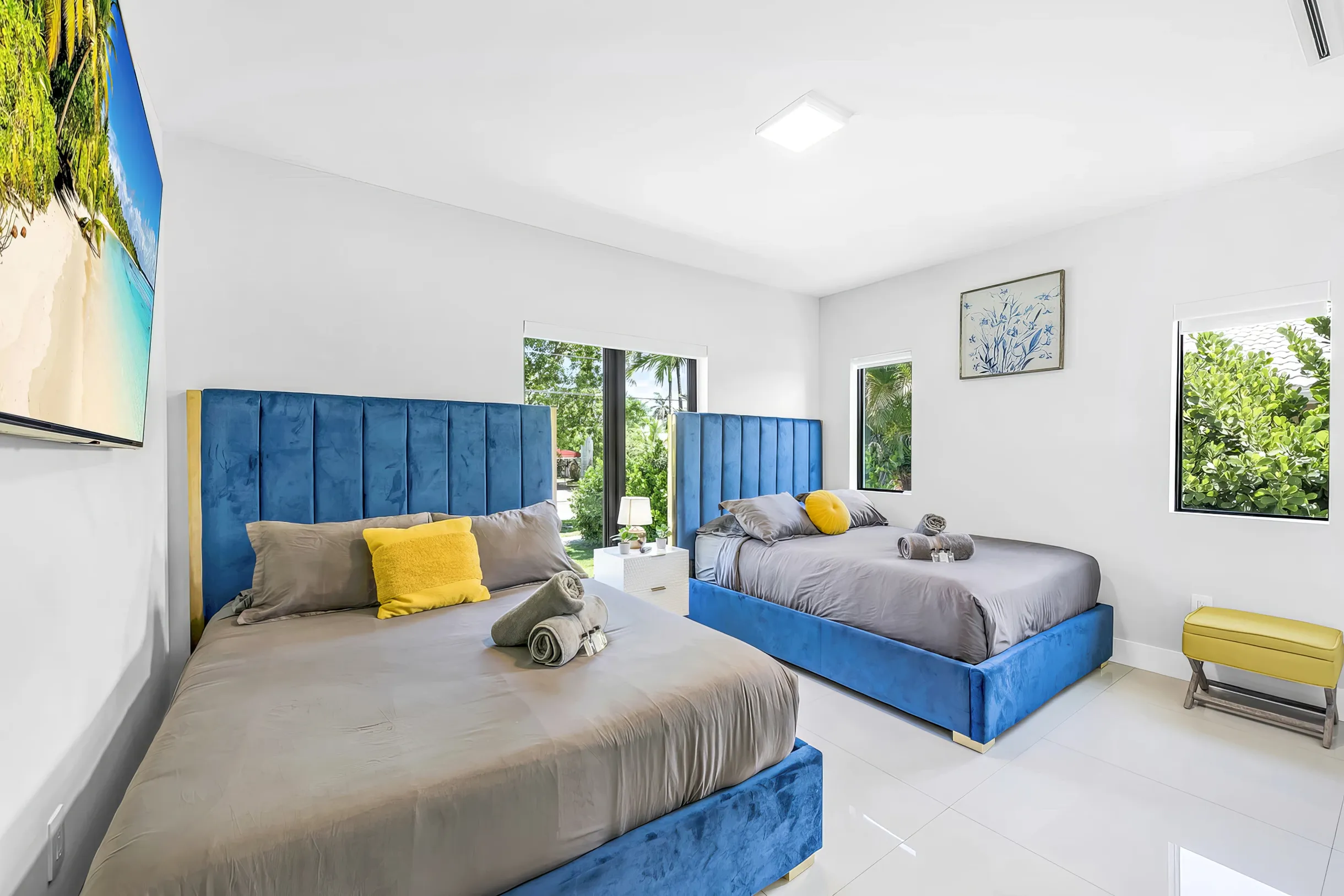 Waterfront Villa / Heated Pool, Gameroom, Sleeps12 #32