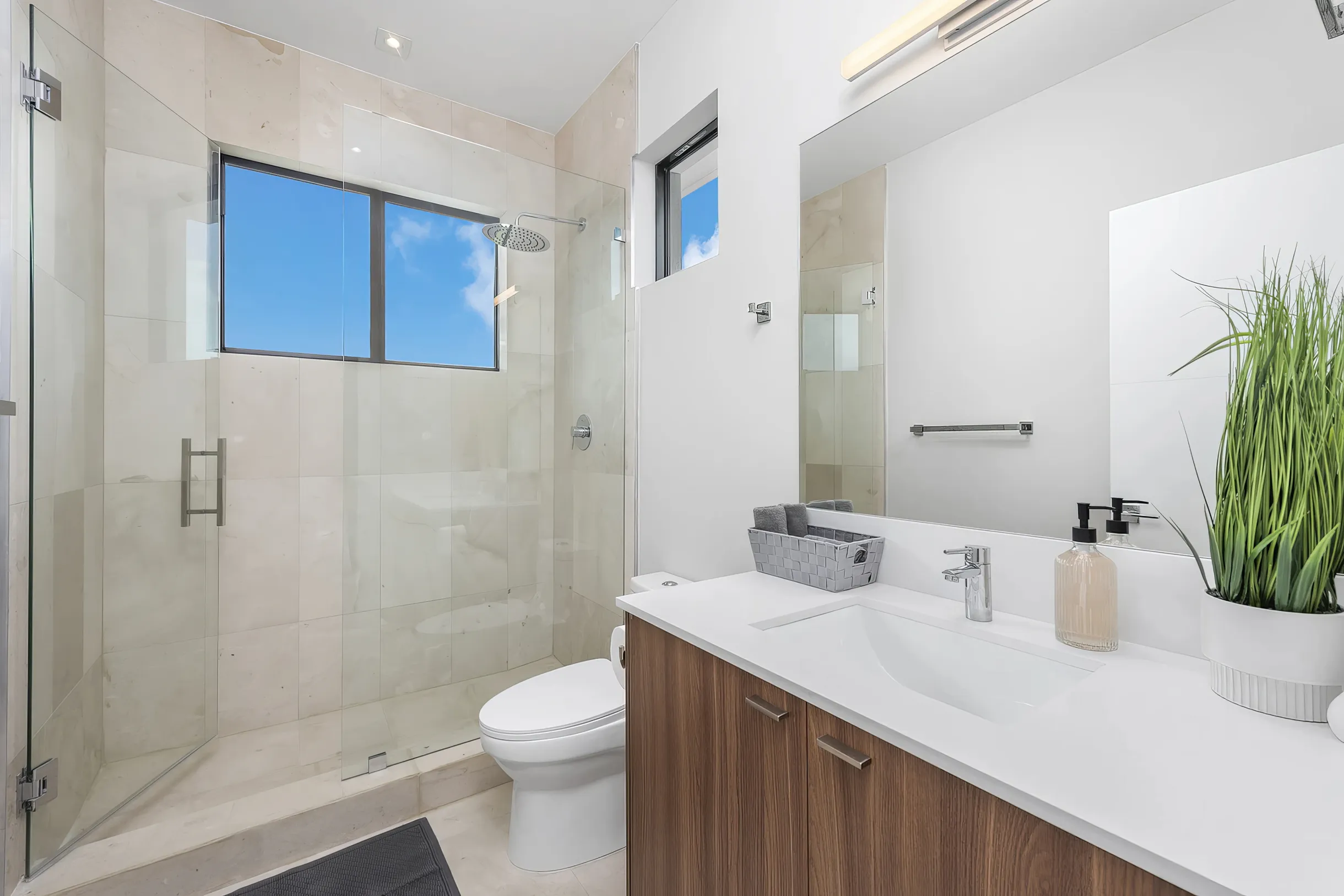 Waterfront Villa / Heated Pool, Gameroom, Sleeps12 #21