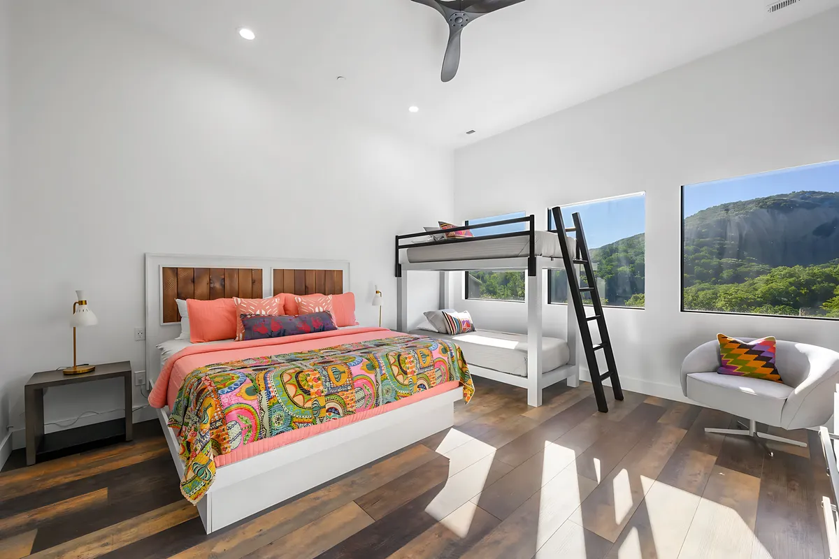 Bedroom 3 image