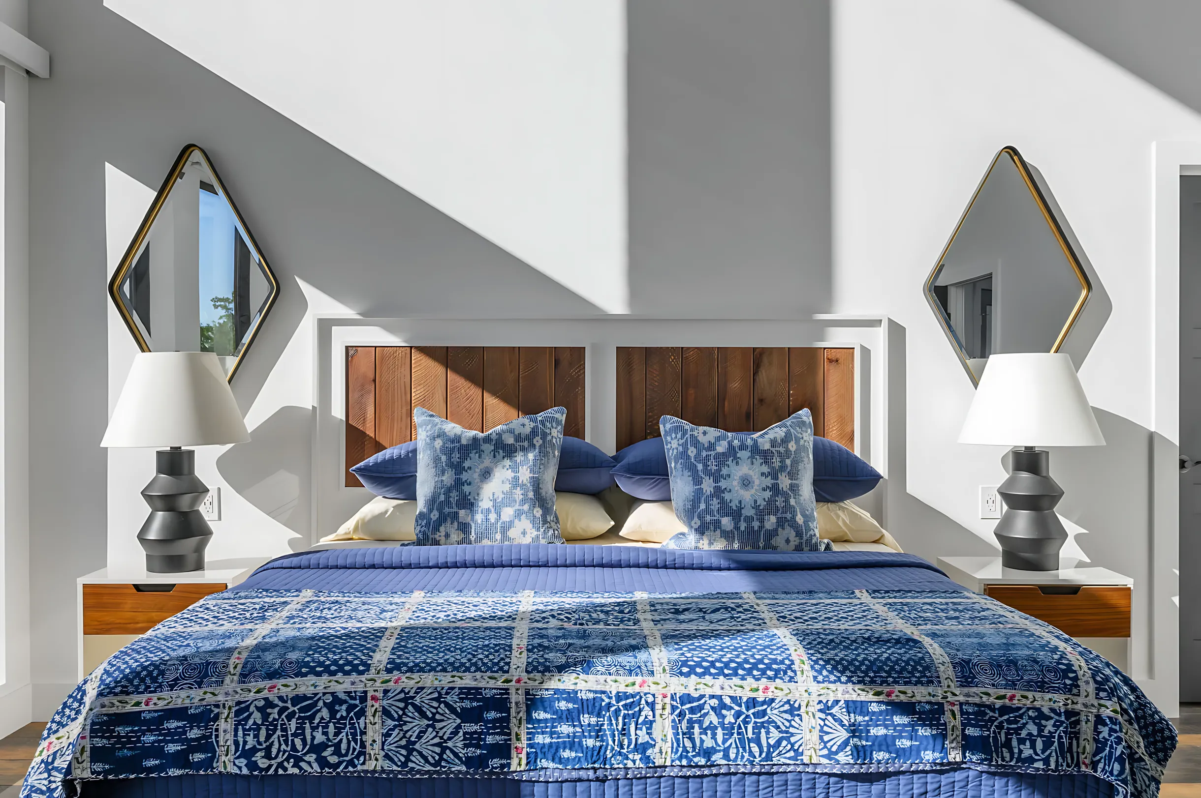 Wander Pigeon Vista #17