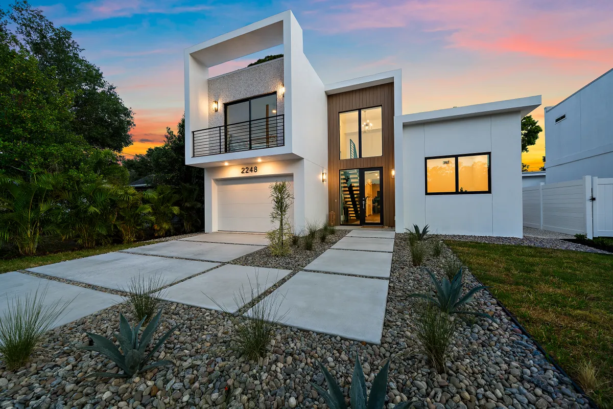 Wander Sarasota Springs