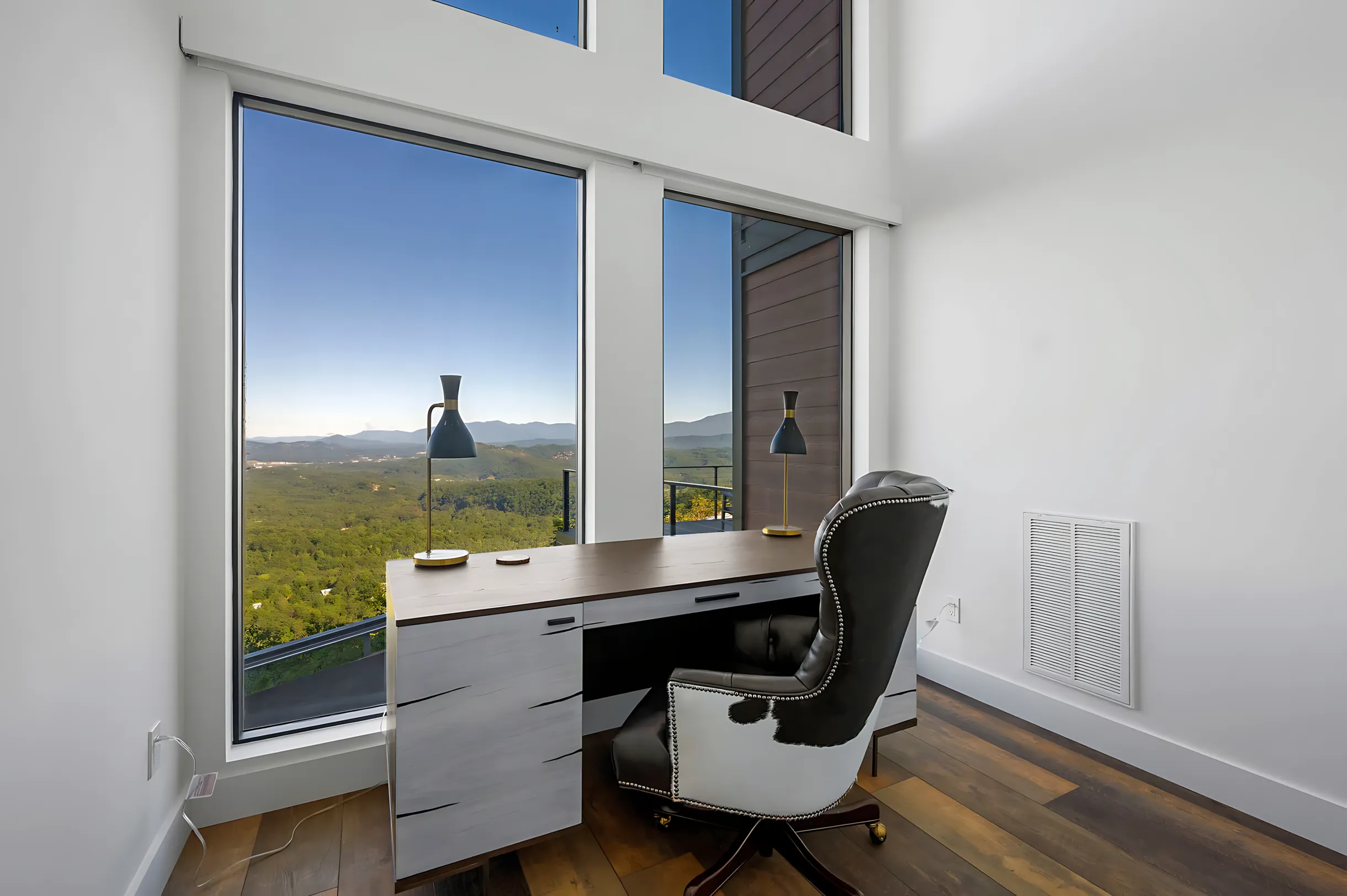 Wander Pigeon Vista #24