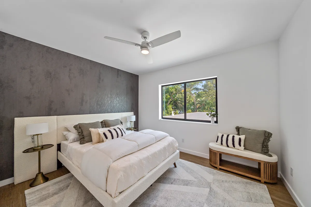 Bedroom 3 image