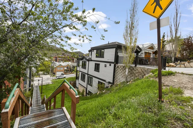 Wander Park City Woodside #5